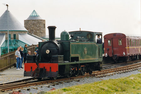 Tralee & Dingle Light Railway - Photo: ©1an Boyle - www.simplompc.co.uk - Simplon Postcards