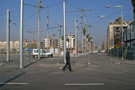 Barcelona TRAM Trambesòs - Photo: © Ian Boyle, 18th March 2008 - Simplon Postcards - www.simplonpc.co.uk