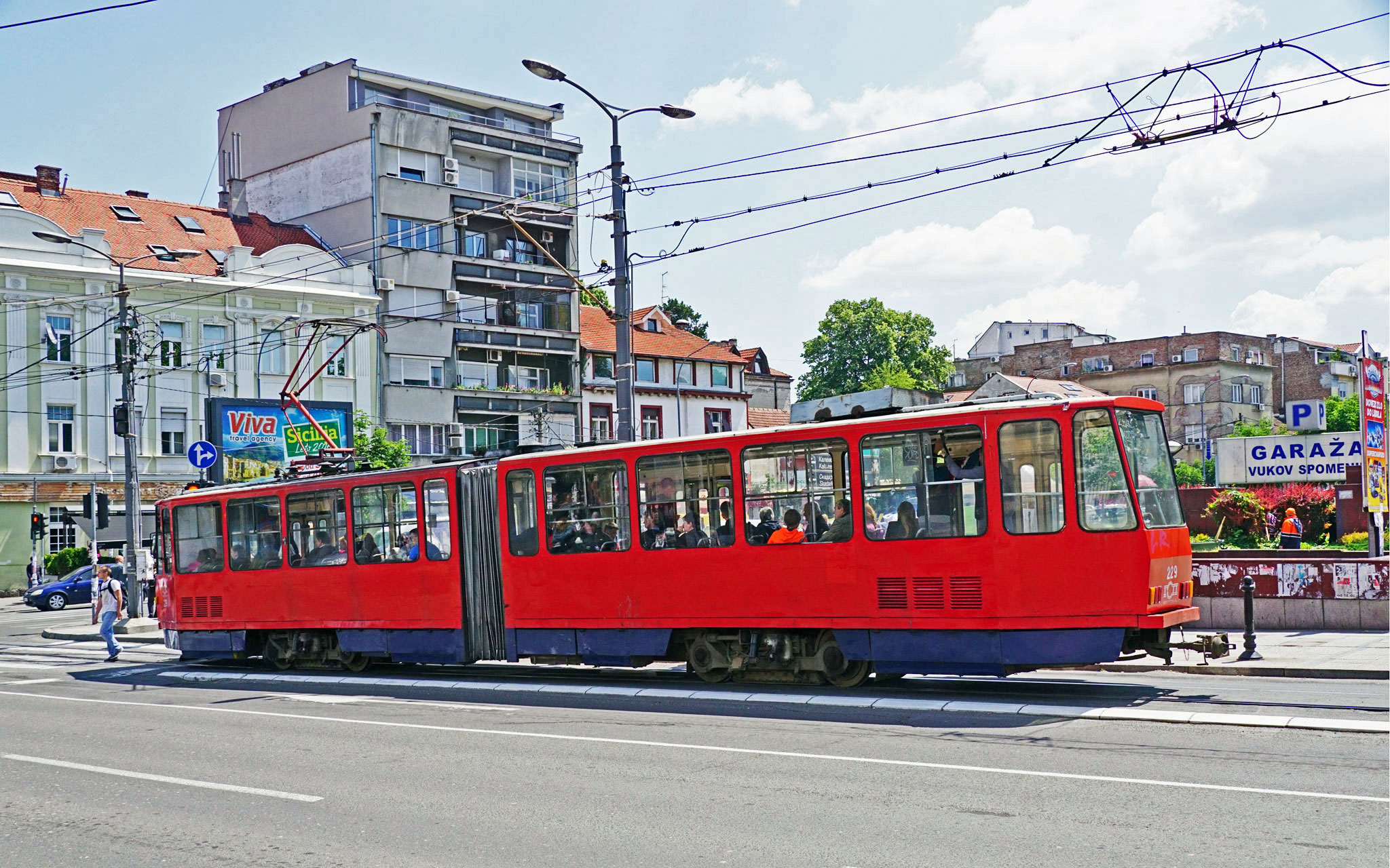 Трамвай 4 томск. Трамвай Белграда. Белград трамвай т3. Белградский трамвай 1999. Белградский трамвай 1980.