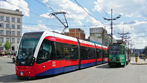 BelgradeCAF Urbos 3 Tram - www.spimplonpc.co.uk - Photo: ©Ian Boyle 17th May 2016