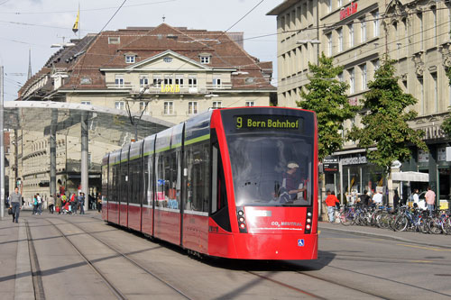 Bern Combino Classic 6/8 Tram - www.simplonpc.co.uk - Photo: ©1988 Ian Boyle