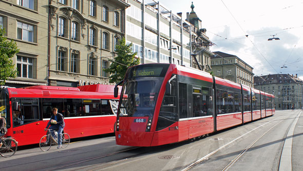 Bern Combino Classic 6/8 Tram - www.simplonpc.co.uk - Photo: ©1988 Ian Boyle