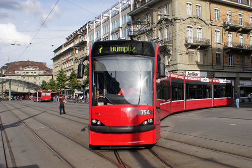 Bern Combino 4/6 Tram - www.simplonpc.co.uk - Photo: ©1988 Ian Boyle