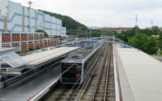 Bilbao Metro - Photo: � Ian Boyle, 27th May 2015 - www.simplonpc.co.uk