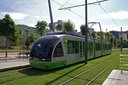 Bilbao Trams - Euskotran - © Ian Boyle  2007 - www.simplonpc.co.uk