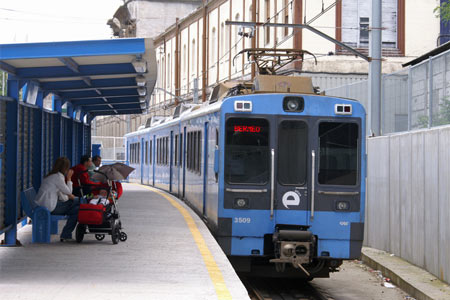 Bilbao Trains - Euskotren - © Ian Boyle  2007 - www.simplonpc.co.uk