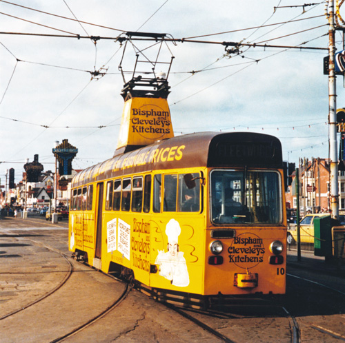 BLACKPOOL TRAMS - Photo: ©1986 Ian Boyle - www.simplompc.co.uk - Simplon Postcards