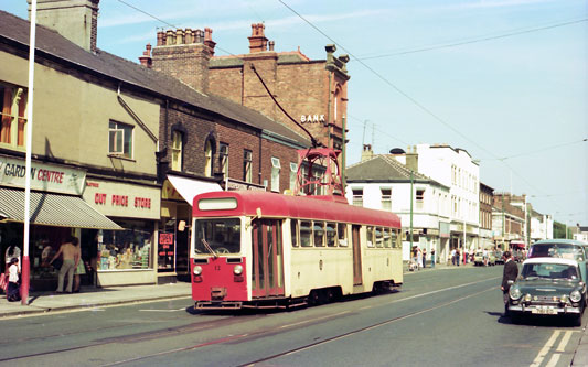 BLACKPOOL TRAMS - Photo: ©1978 Ian Boyle - www.simplompc.co.uk - Simplon Postcards