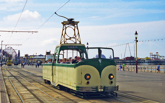 BLACKPOOL TRAMS - Photo: ©1997 Ian Boyle - www.simplompc.co.uk - Simplon Postcards