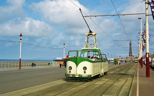 BLACKPOOL TRAMS - Photo: ©1997 Ian Boyle - www.simplompc.co.uk - Simplon Postcards