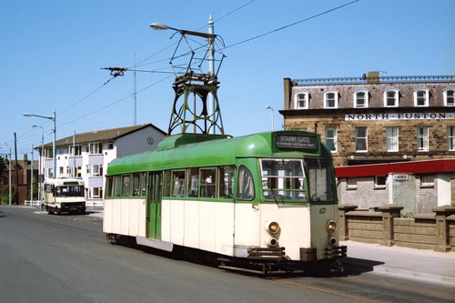 BLACKPOOL TRAMS - Photo: ©1995 Ian Boyle - www.simplompc.co.uk - Simplon Postcards