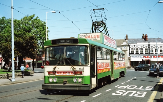 BLACKPOOL TRAMS - Photo: ©1993 Ian Boyle - www.simplompc.co.uk - Simplon Postcards