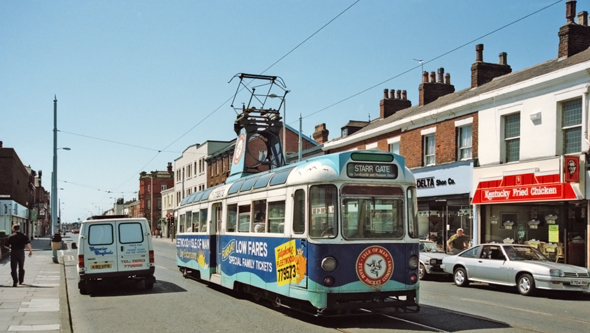 BLACKPOOL TRAMS - Photo: ©1993 Ian Boyle - www.simplompc.co.uk - Simplon Postcards