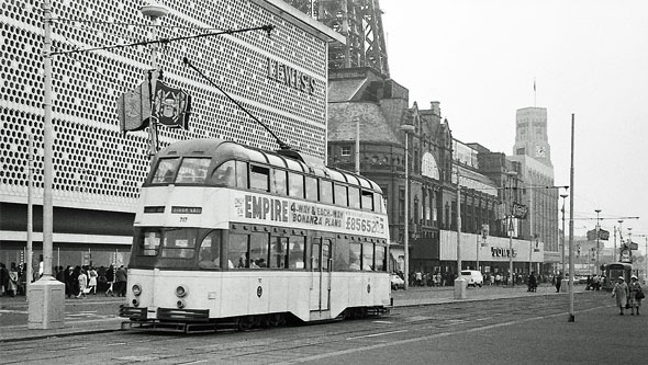 BLACKPOOL TRAMS - Simplon Postcards - www.simplompc.co.uk - Simplon Postcards