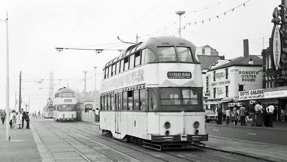 BLACKPOOL TRAMS - Simplon Postcards - www.simplonpc.co.uk - Simplon Postcards