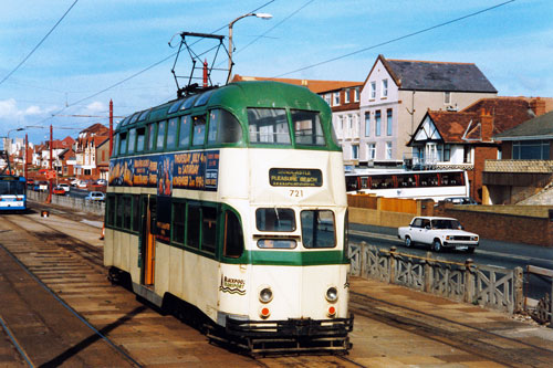 BLACKPOOL TRAMS - Photo: ©1996 Ian Boyle - www.simplompc.co.uk - Simplon Postcards