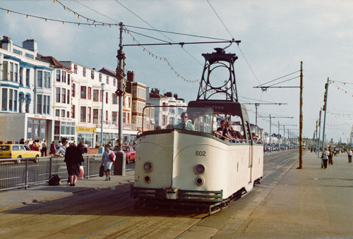 BLACKPOOL TRAMS - Photo: ©1981 Ian Boyle - www.simplompc.co.uk - Simplon Postcards