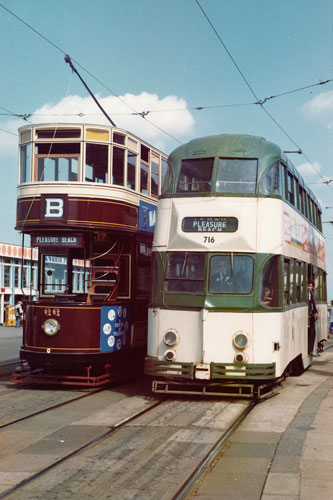 BLACKPOOL TRAMS - Photo: ©1981 Ian Boyle - www.simplompc.co.uk - Simplon Postcards