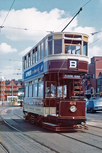 BLACKPOOL TRAMS - Photo: ©1981 Ian Boyle - www.simplompc.co.uk - Simplon Postcards