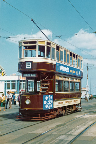 BLACKPOOL TRAMS - Photo: ©1981 Ian Boyle - www.simplompc.co.uk - Simplon Postcards