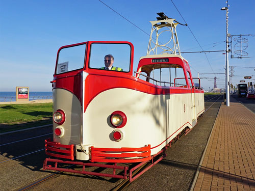 BLACKPOOL TRAMS - Photo: ©2015 Ian Boyle - www.simplompc.co.uk - Simplon Postcards