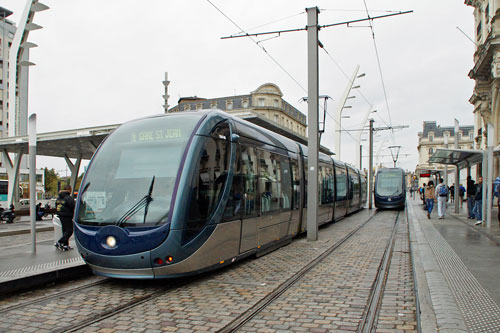 Tramway de Bordeaux - Photo: © Ian Boyle, 16th October 2013- www.simplonpc.co.uk