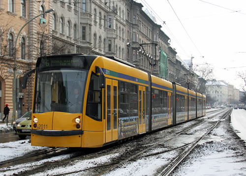 BUDAPEST TRAMS - Photo: ©2012 David Pennock - www.simplompc.co.uk - Simplon Postcards