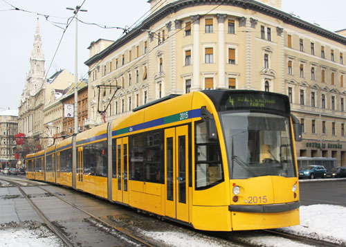 BUDAPEST TRAMS - Photo: ©2012 David Pennock - www.simplompc.co.uk - Simplon Postcards