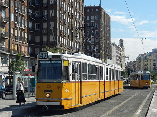 BUDAPEST TRAMS - Photo: ©2012 Mike Tedstone - www.simplompc.co.uk - Simplon Postcards