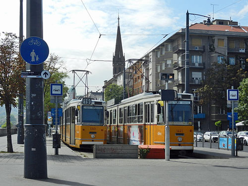 BUDAPEST TRAMS - Photo: ©2012 Mike Tedstone - www.simplompc.co.uk - Simplon Postcards