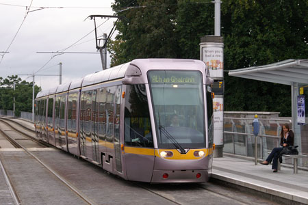 Dublin LUAS Trams - Photo: ©2008 Ian Boyle - www.simplompc.co.uk - Simplon Postcards