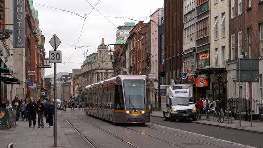 Dublin LUAS Trams - Photo: ©2008 Ian Boyle - www.simplompc.co.uk - Simplon Postcards