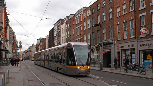 Dublin LUAS Trams - Photo: ©2008 Ian Boyle - www.simplompc.co.uk - Simplon Postcards