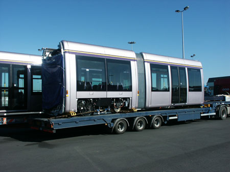 Dublin LUAS Trams - Photo: ©2005 Ian Boyle - www.simplompc.co.uk - Simplon Postcards