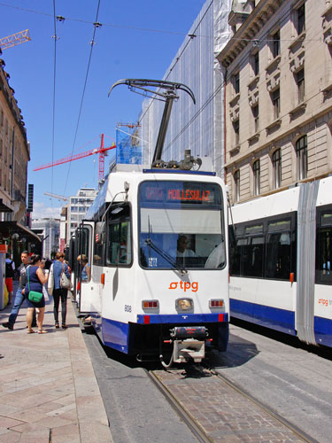 Swiss DAV Be4/6 Tram - www.simplonpc.co.uk - Photo: ©1985 Ian Boyle