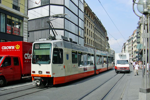 Swiss DAV Be4/6 Tram - www.simplonpc.co.uk - Photo: ©2004 Ian Boyle