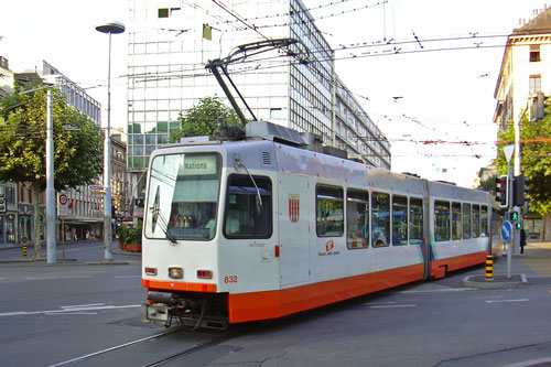 Swiss DAV Be4/6 Tram - www.simplonpc.co.uk - Photo: ©2004 Ian Boyle