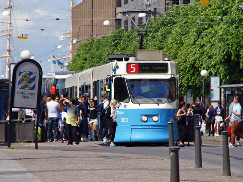 Gothenburg M31 Trams - Photo: ©2013 Ian Boyle - www.simplompc.co.uk - Simplon Postcards