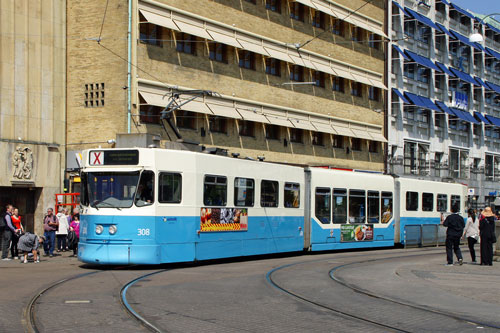 Gothenburg M31 Trams - Photo: ©2013 Ian Boyle - www.simplompc.co.uk - Simplon Postcards