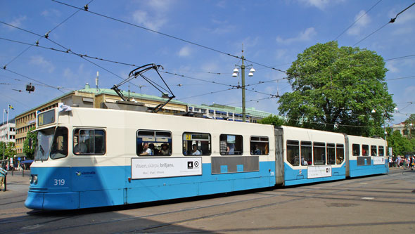 Gothenburg M31 Trams - Photo: ©2013 Ian Boyle - www.simplompc.co.uk - Simplon Postcards