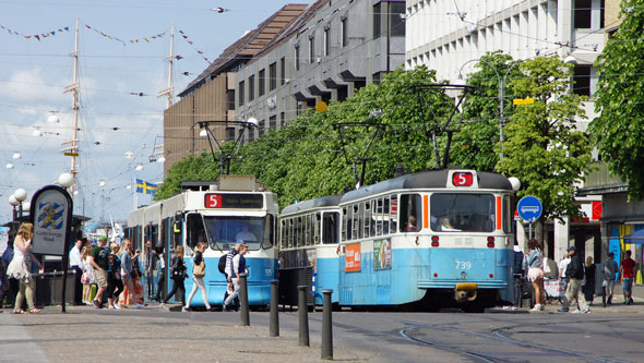 Gothenburg M31 Trams - Photo: ©2013 Ian Boyle - www.simplompc.co.uk - Simplon Postcards