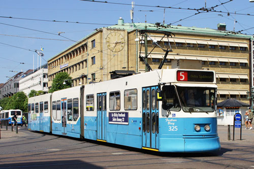 Gothenburg M31 Trams - Photo: ©2013 Ian Boyle - www.simplompc.co.uk - Simplon Postcards