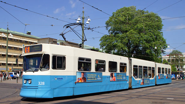 Gothenburg M31 Trams - Photo: ©2013 Ian Boyle - www.simplompc.co.uk - Simplon Postcards