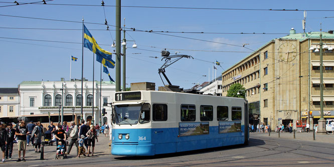 Gothenburg M31 Trams - Photo: ©2013 Ian Boyle - www.simplompc.co.uk - Simplon Postcards