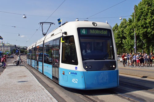 Gothenburg M32 Trams - Photo: ©2013 Ian Boyle - www.simplompc.co.uk - Simplon Postcards