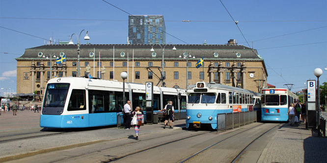 Gothenburg M32 Trams - Photo: ©2013 Ian Boyle - www.simplompc.co.uk - Simplon Postcards