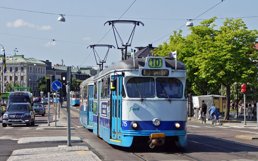 Gothenburg M28/M29 Trams - Photo: ©2013 Ian Boyle - www.simplompc.co.uk - Simplon Postcards