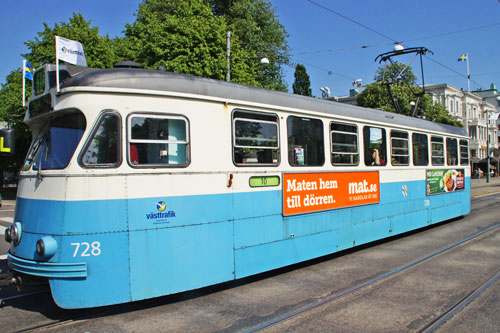 Gothenburg M28/M29 Trams - Photo: ©2013 Ian Boyle - www.simplompc.co.uk - Simplon Postcards