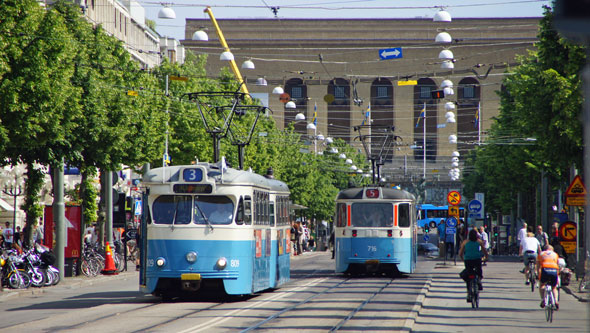 Gothenburg M28/M29 Trams - Photo: ©2013 Ian Boyle - www.simplompc.co.uk - Simplon Postcards