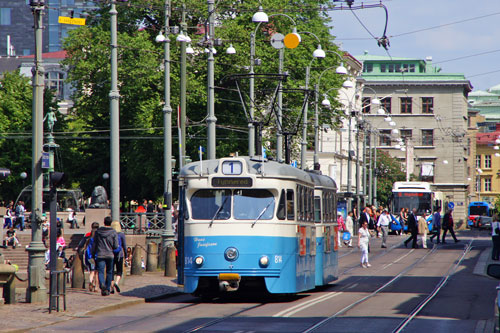 Gothenburg M28/M29 Trams - Photo: ©2013 Ian Boyle - www.simplompc.co.uk - Simplon Postcards